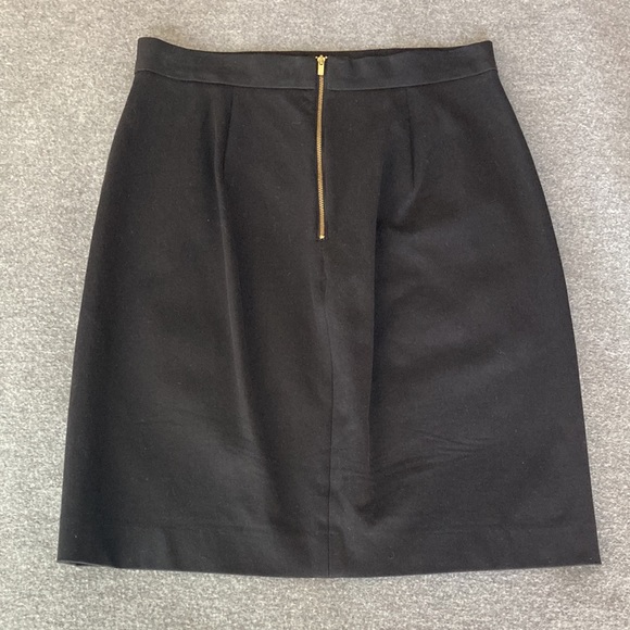 Banana Republic Pencil Skirt - Picture 2 of 6